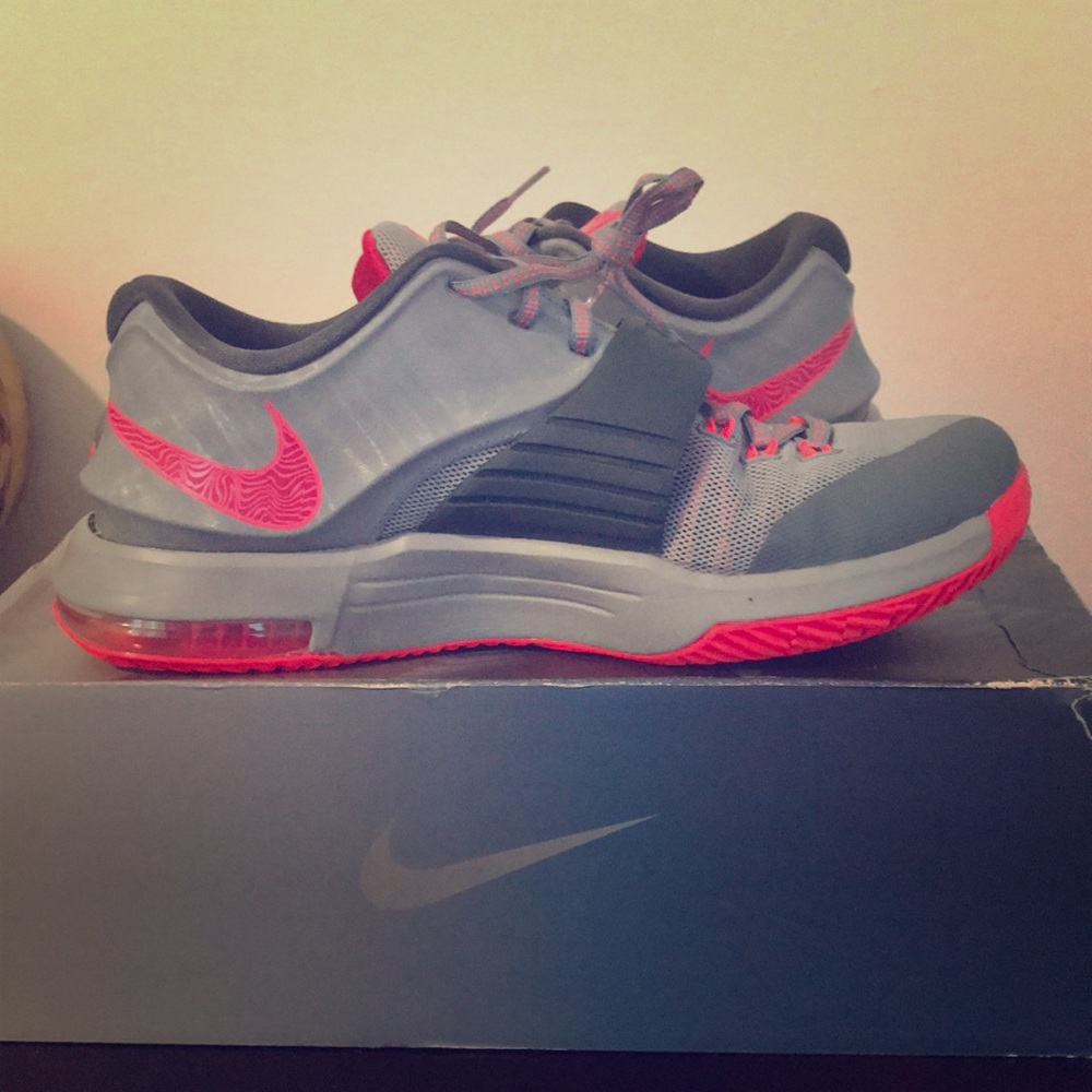 KD Sneakers